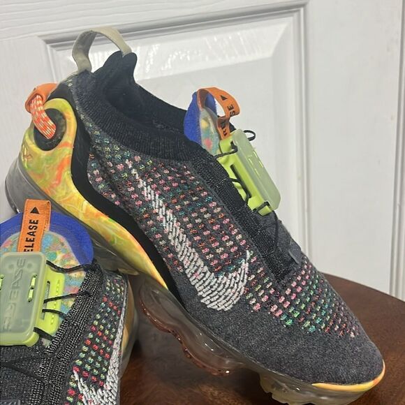 🔥Women NIKE Air Vapormax 2020 FK Flyknit Sz 7 Grey Yellow CJ6741-002 - PERFECT - Picture 2 of 13